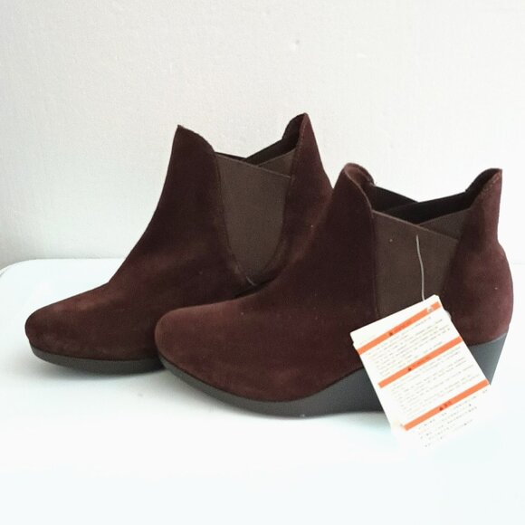 Crocs Dual Leigh Ankle Boot 8 Women's Espresso Brown Suede Wedge Heel - Picture 1 of 8